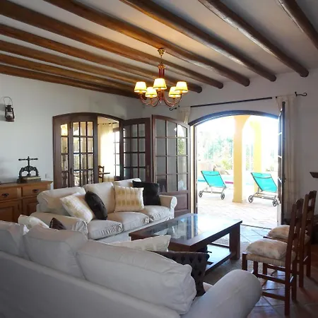 Rustica By Check-in Portugal * アルブフェイラ